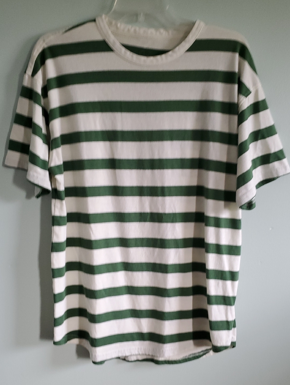 Women's Short-Sleeve Crewneck Shirt in Green & White Stripes